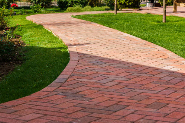 Best Interlocking Driveway Pavers  in Island City, OR